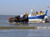 Paarden reddingsboot komen uit zee